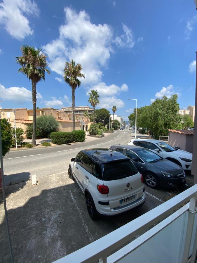Studio Spacieux Avec Patio En Centre Ville Cavalaire-sur-Mer Exterior photo